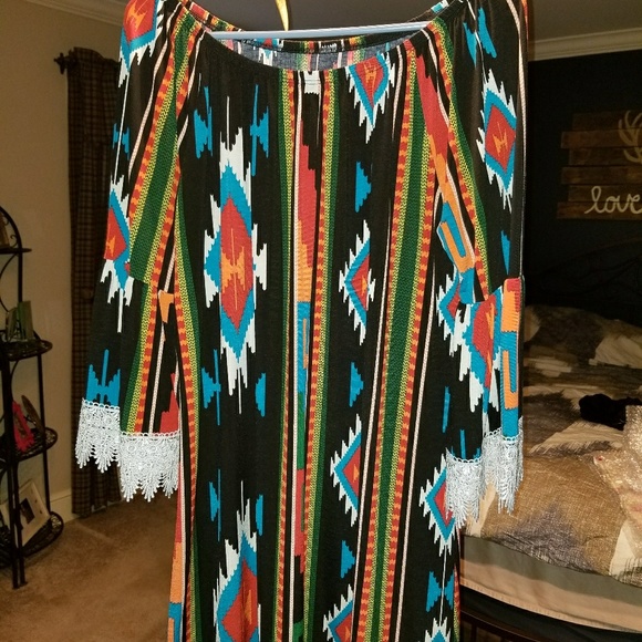 Aztec top - Picture 2 of 2